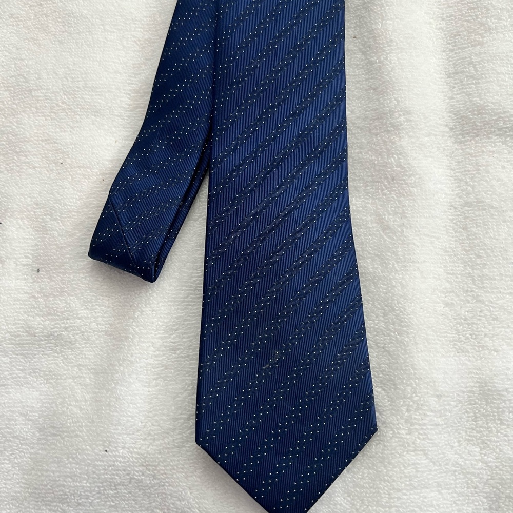 NWT Banana Republic men tie.